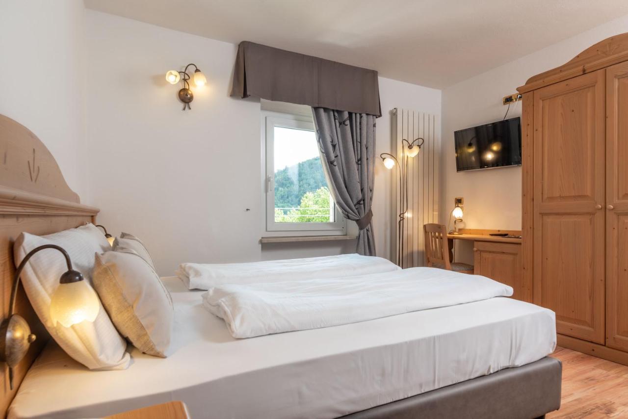 Good Life Hotel Garden Pieve Di Ledro Buitenkant foto