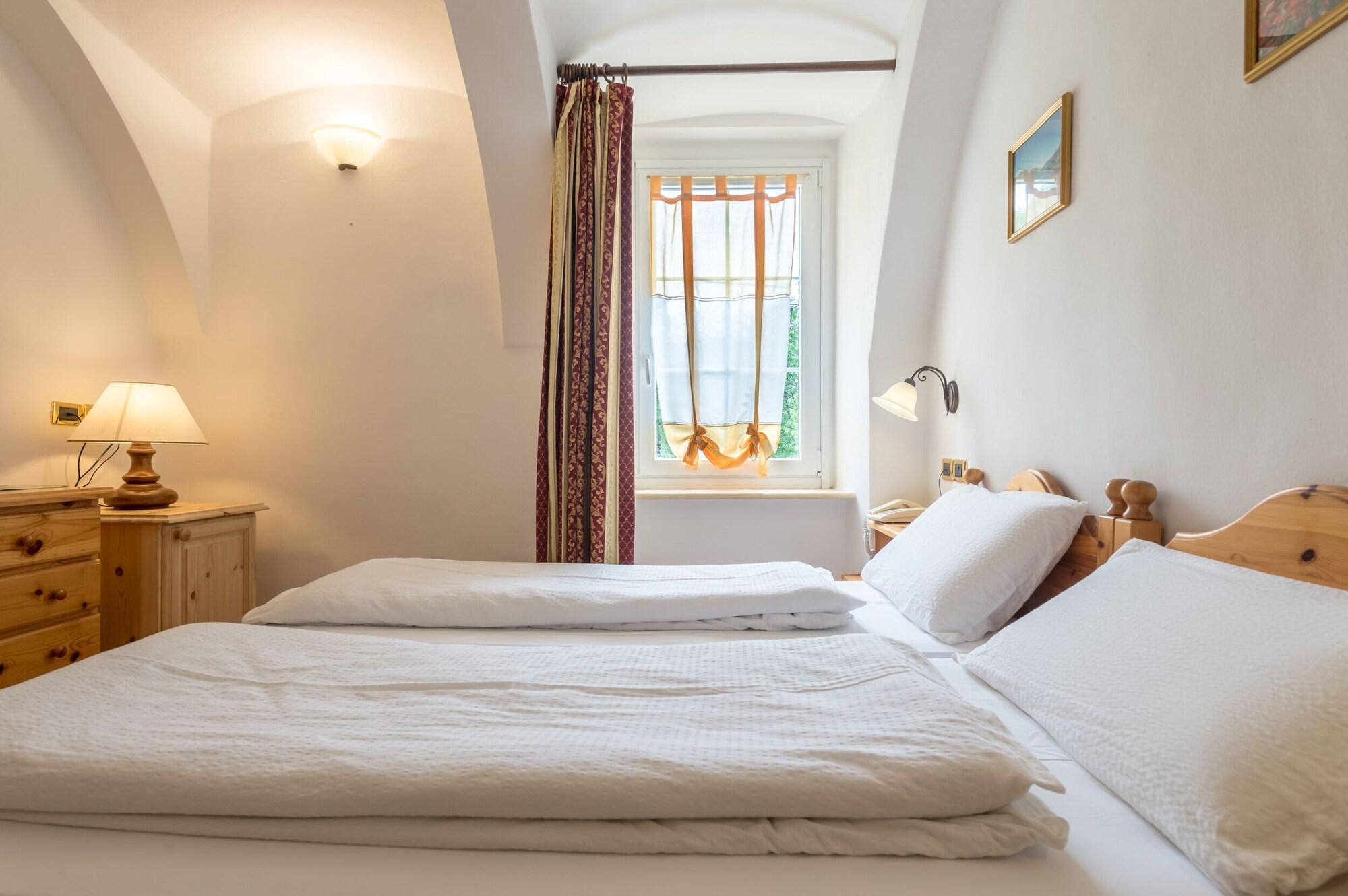 Good Life Hotel Garden Pieve Di Ledro Buitenkant foto